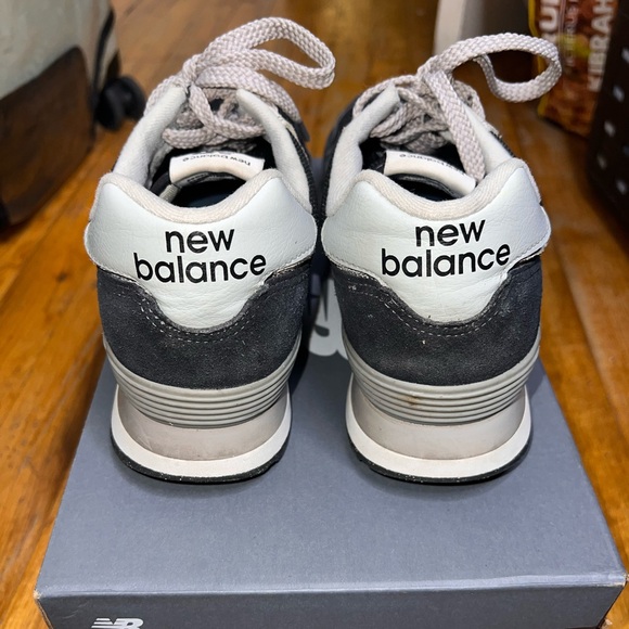 New Balance Women’s Blue/Navy Sneakers 8.5 - Picture 9 of 12